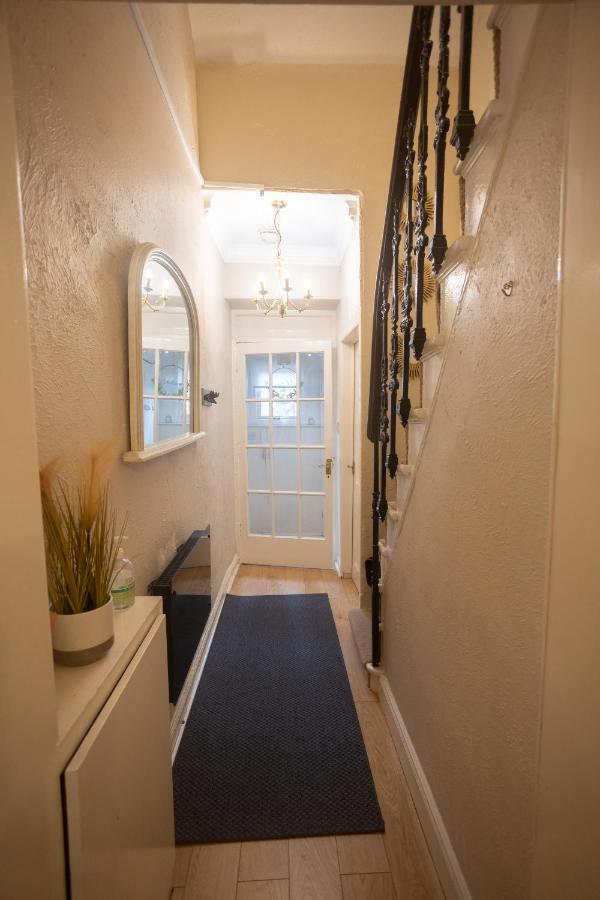 Sandgate 2-Bed Apartment In Ayr Central Location Kültér fotó